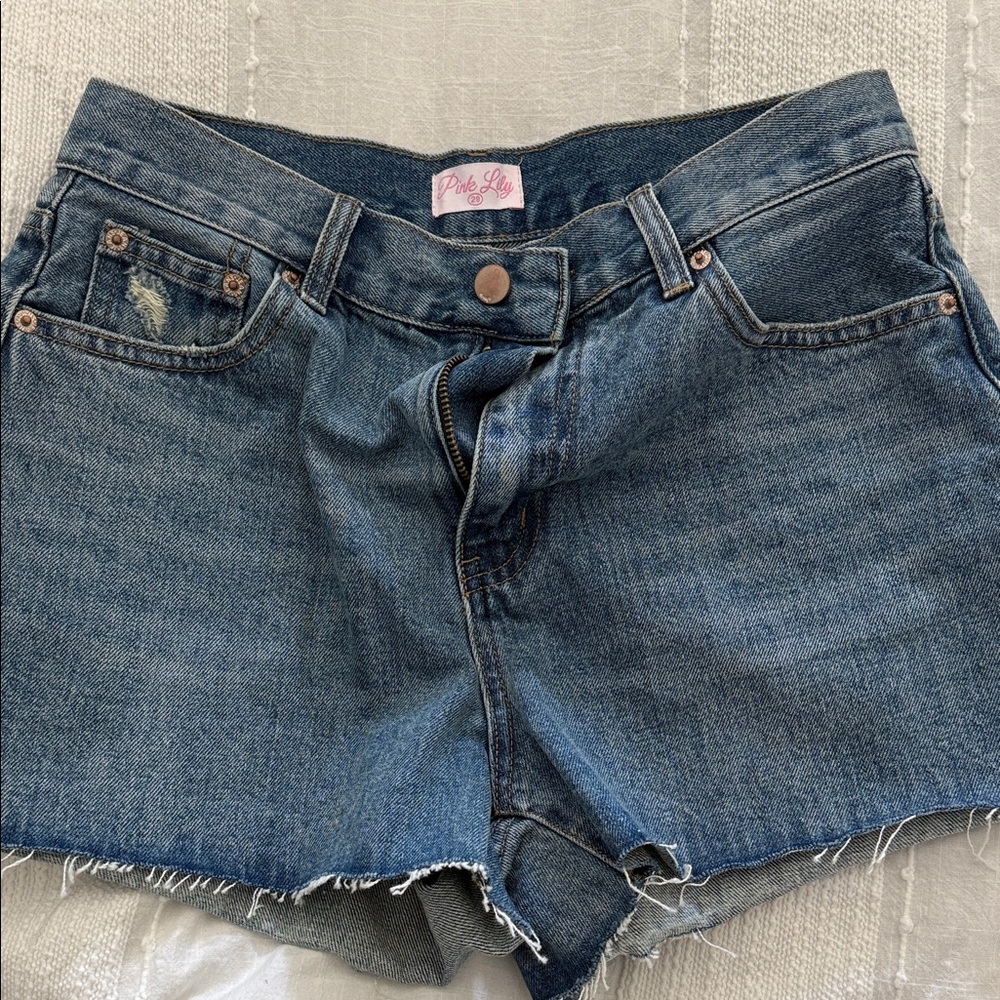 Pink Lily Classic Blue Jean Shorts